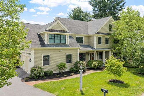 270 Elsinore St, Concord, MA, 01742-2312 | Card Image