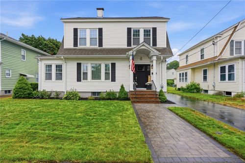 61 Shirley Blvd, Cranston, RI, 02910-3325 | Card Image