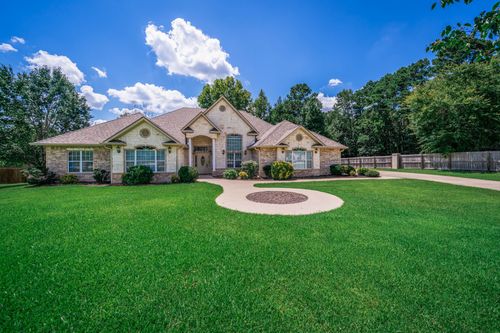 110 Kayla Ln, Longview, TX, 75602-7589 | Card Image