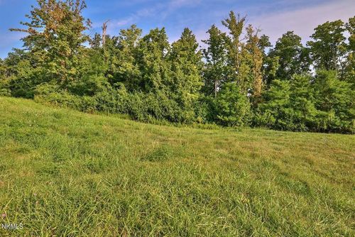 2421 Felice Dr, Crescent Springs, KY, 41017-1531 | Card Image