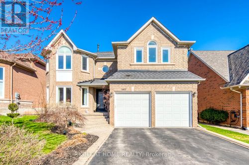 1403 Bayshire Drive, Oakville (JC Joshua Creek), ON, L6H6E8 | Card Image