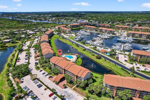 apt-201-601 Seafarer Cir, Jupiter, FL, 33477-9053 | Card Image