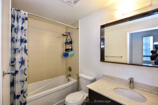 908 - 85 N Park Rd, Condo with 2 bedrooms, 1 bathrooms and 1 parking in Vaughan ON | Image 6