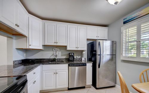 106-2700 Fiore Way, Delray Beach, FL, 33445-8742 | Card Image