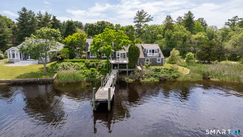 97 River Rd, Pawcatuck, CT, 06379-2033 | Card Image
