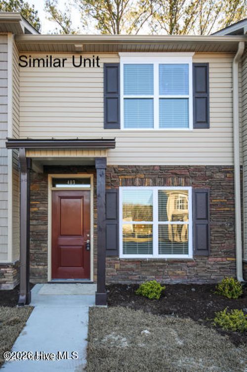 427 Sullivan Loop Rd, Midway Park, NC, 28544-0007 | Card Image