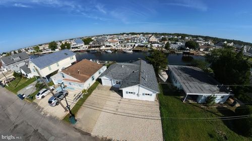 12 W Sail Dr, LITTLE EGG HARBOR TWP, NJ, 08087-1624 | Card Image