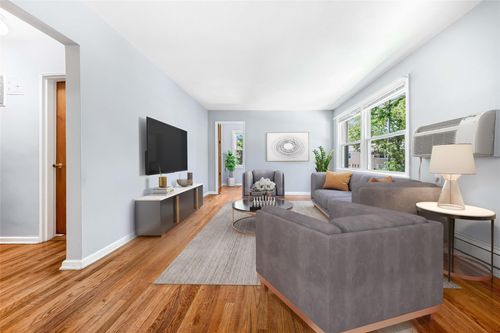 179a-71 252nd St, Bellerose, NY, 11426-2742 | Card Image