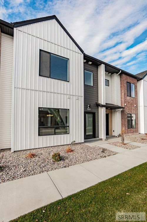 1272 Bridgewater Ct, Idaho Falls, ID, 83402-1348 | Card Image