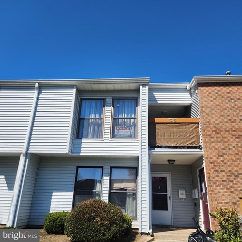 3 Twin Rivers Dr, East Windsor, NJ, 08520 | Card Image