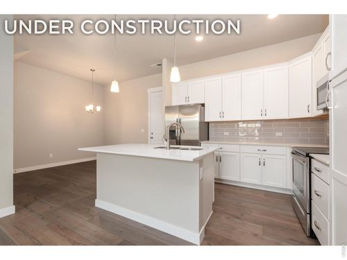 3438 Kettle Creek Dr, Loveland, CO, 80538-9479 | Card Image