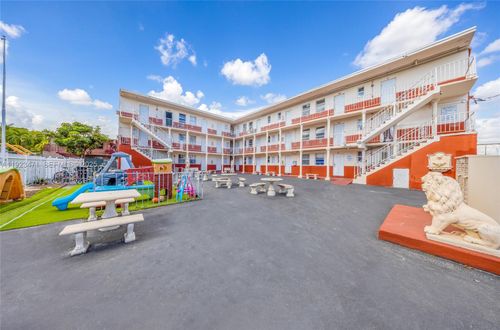 6020 Nw 13th Ave, Miami, FL, 33142-8215 | Card Image