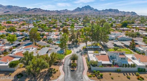 3081 E Cannon Dr, Phoenix, AZ, 85028-3840 | Card Image