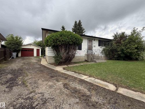 10368 108 Ave, Westlock, AB, T7P1J3 | Card Image