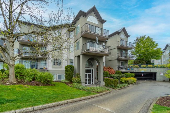 215 - 32725 George Ferguson Way, Condo with 2 bedrooms, 2 bathrooms and 1 parking in Abbotsford BC | Image 2