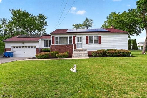153 Ellen St, SOMERSET, NJ, 08873-3412 | Card Image
