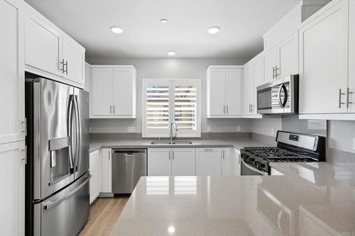 172 Diamante Rd, San Marcos, CA, 92078-1412 | Card Image