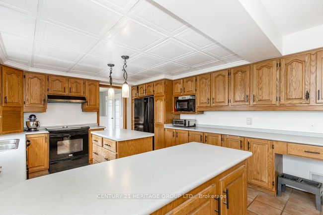 996257 Mulmur Tosorontio Tline, House other with 5 bedrooms, 5 bathrooms and 10 parking in Adjala Tosorontio ON | Image 15