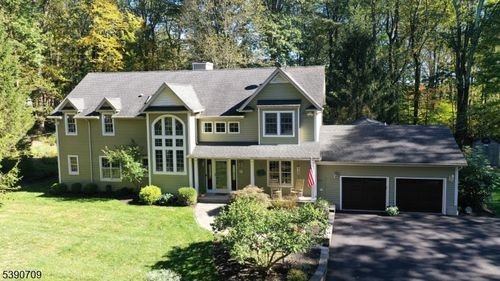 121 Cliffwood Rd, Chester, NJ, 07930-3103 | Card Image