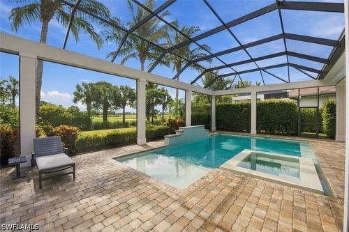 3142 Malaga Ln, NAPLES, FL, 34114-9802 | Card Image