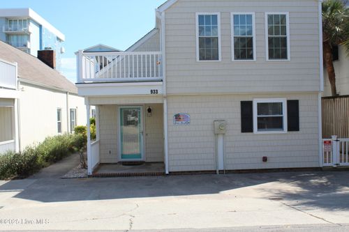 933 Perrin Dr, North Myrtle Beach, SC, 29582-3541 | Card Image