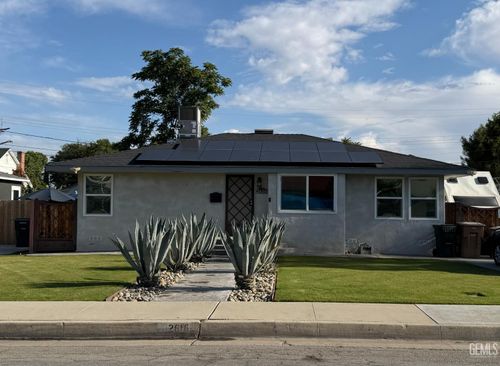 2616 Cherry St, Bakersfield, CA, 93304-1814 | Card Image