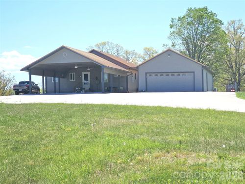 154 High Pasture Trl, Mills River, NC, 28759-3847 | Card Image