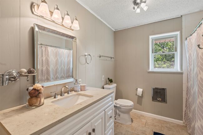Full Upstairs Bath Serves All Bedrooms | Image 23