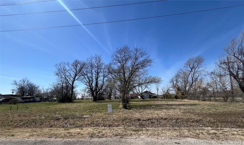 703 S Rogers Ave, Bartlesville, OK, 74003-3856 | Card Image