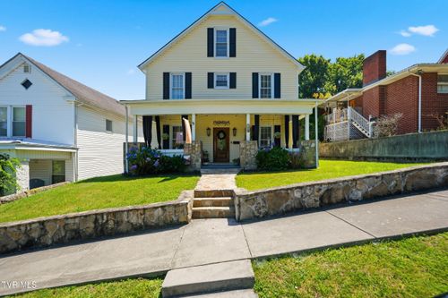 1015 Spruce Ave Nw, Norton, VA, 24273-1803 | Card Image