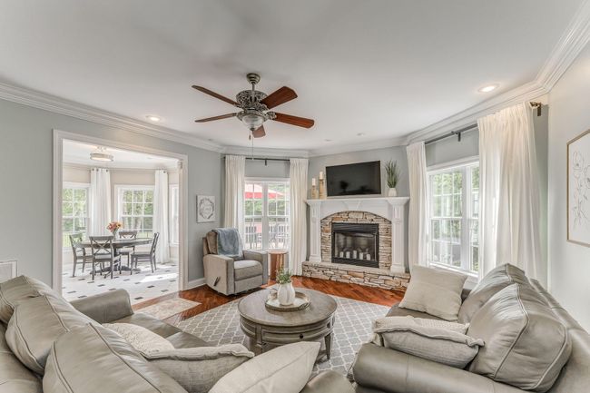 Large living room with gas fireplace. | Image 19