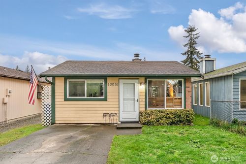 10016 52nd Dr Ne, Marysville, WA, 98270-2068 | Card Image