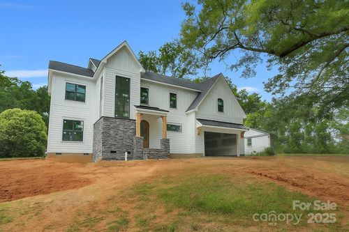 4918 Buckingham Dr, Charlotte, NC, 28209-3510 | Card Image