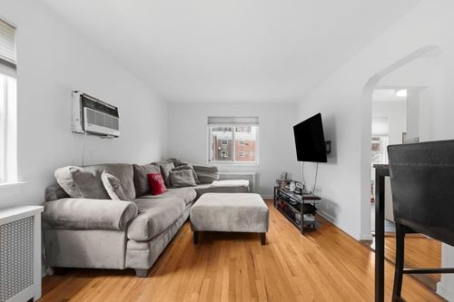 1-263-28 73rd Ave, Glen Oaks, NY, 11004-1004 | Card Image