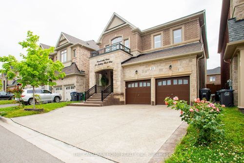 21 Rolling Rock Way, Brampton, ON, L6Y6H3 | Card Image