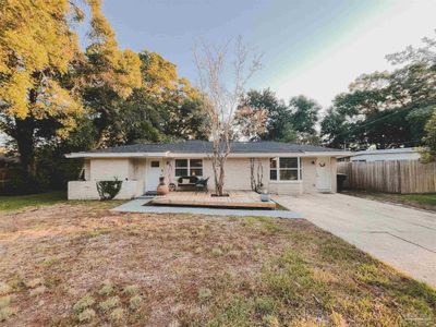 3726 Tom Lane Dr, House other with 3 bedrooms, 2 bathrooms and null parking in Pensacola FL | Image 1