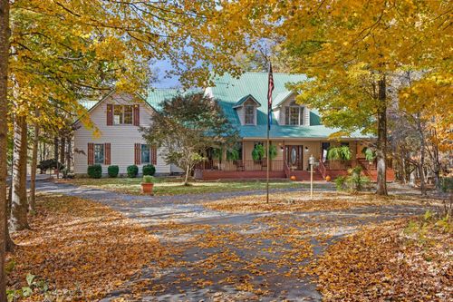 384 Avawam Dr, Richmond, KY, 40475-9193 | Card Image