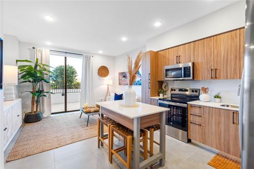 apt-217-208 N Federal Hwy, Pompano Beach, FL, 33062-4398 | Card Image