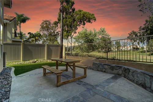 27 Via Floria, Rancho Santa Margarita, CA, 92688-4934 | Card Image