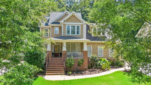 221 Grantwood Dr, Holly Springs, NC, 27540-6236 | Card Image
