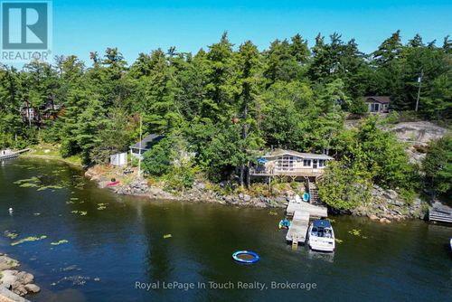 13182 Georgian Bay Rd, Honey Harbour, ON, P0E1E0 | Card Image