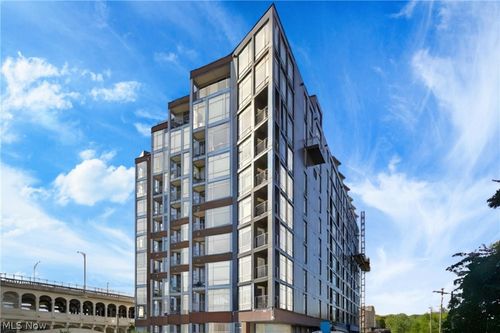 apt-917-2222 Detroit Ave, Cleveland, OH, 44113-2460 | Card Image