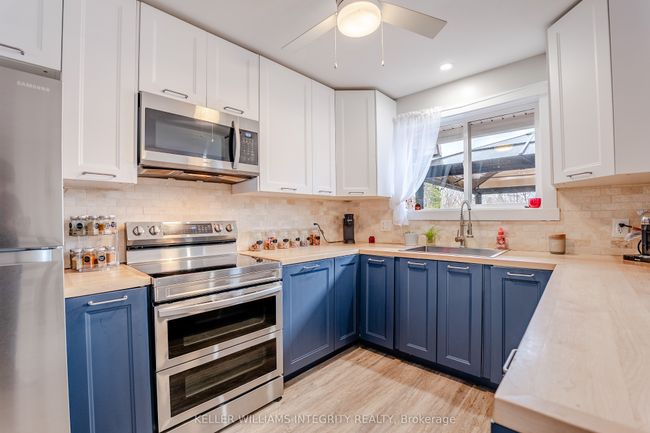 718 Glengarry Blvd, House attached with 3 bedrooms, 2 bathrooms and 2 parking in Cornwall ON | Image 10