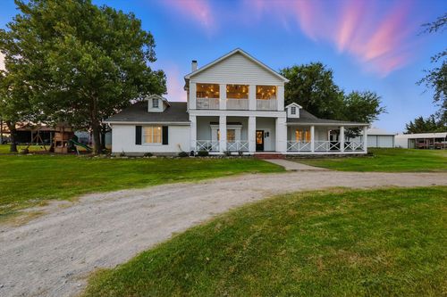 185 Quail Run Ct, Decatur, TX, 76234-2497 | Card Image