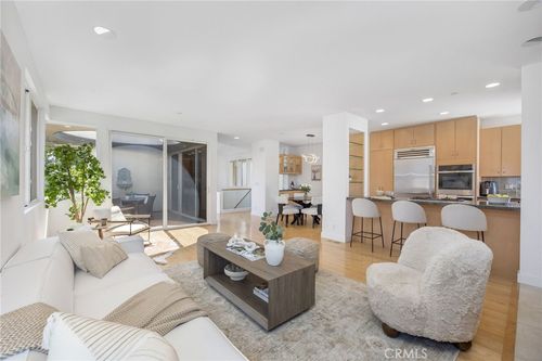 2303 Vista Dr, Manhattan Beach, CA, 90266 | Card Image