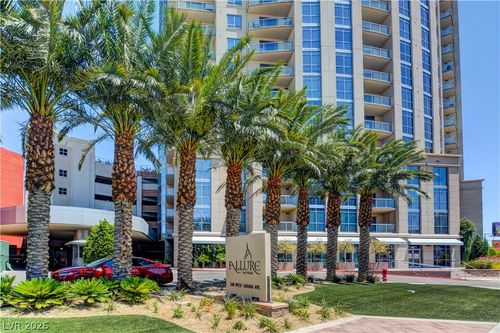 1703-200 W Sahara Ave, Las Vegas, NV, 89102-5002 | Card Image