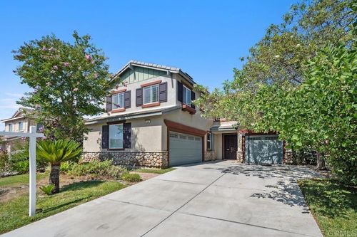 534 Wildrye Ct, Hemet, CA, 92543-8732 | Card Image