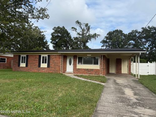 2805 Sack Dr E, Jacksonville, FL, 32216-5015 | Card Image