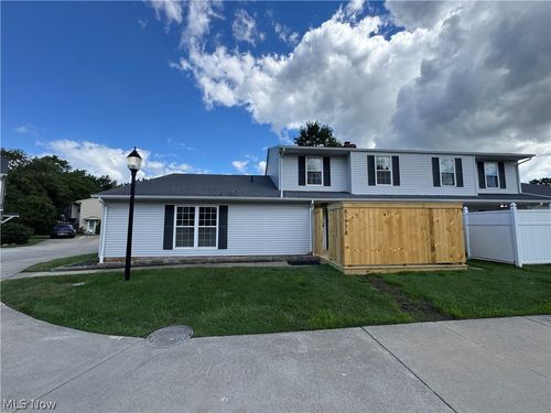 8117 Puritan Drive, Mentor, OH, 44060 | Card Image