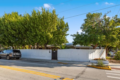 1221 20th St, Key West, FL, 33040-4543 | Card Image